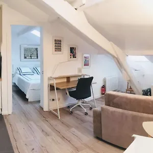 Apartment An So Flat, Nice